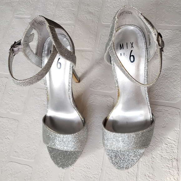Mix No. 6 Silver Glitter Platform Heels NWB - Picture 4 of 8